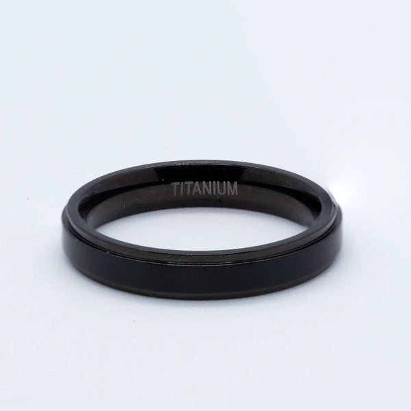 black ring