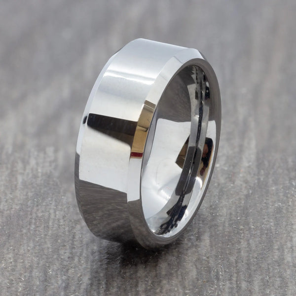 mens tungsten carbide wedding ring