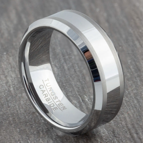 silver wedding ring