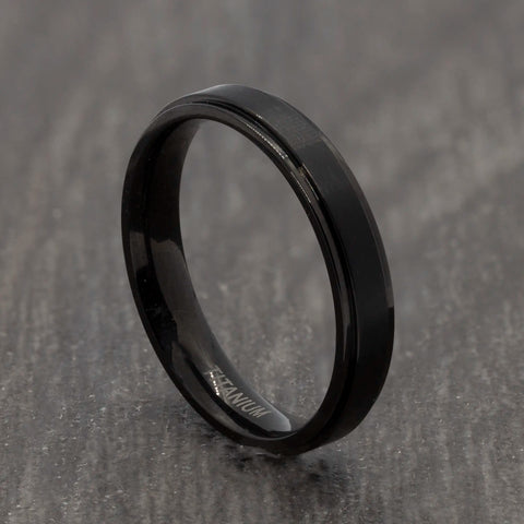 4mm black titanium ring